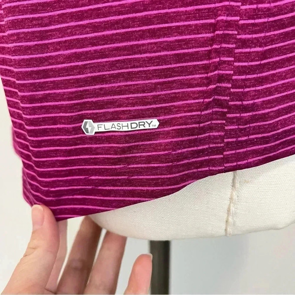 The North Face Flash  Dry T-Shirt - Picture 7 of 10